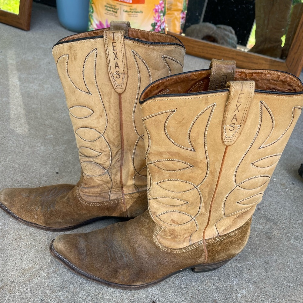 60s Texas Boot Company tan leather and suede cowboy boots